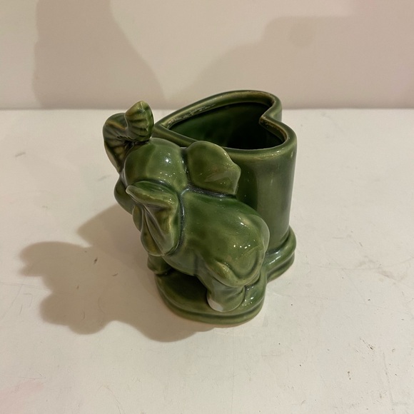 Small Elephant Planter (DT) - Picture 6 of 14